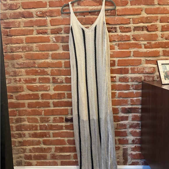 Crochet Maxi Dress - Picture 4 of 4